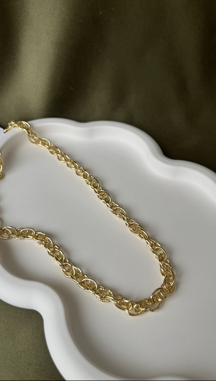 Gold geçme zincirler kolye