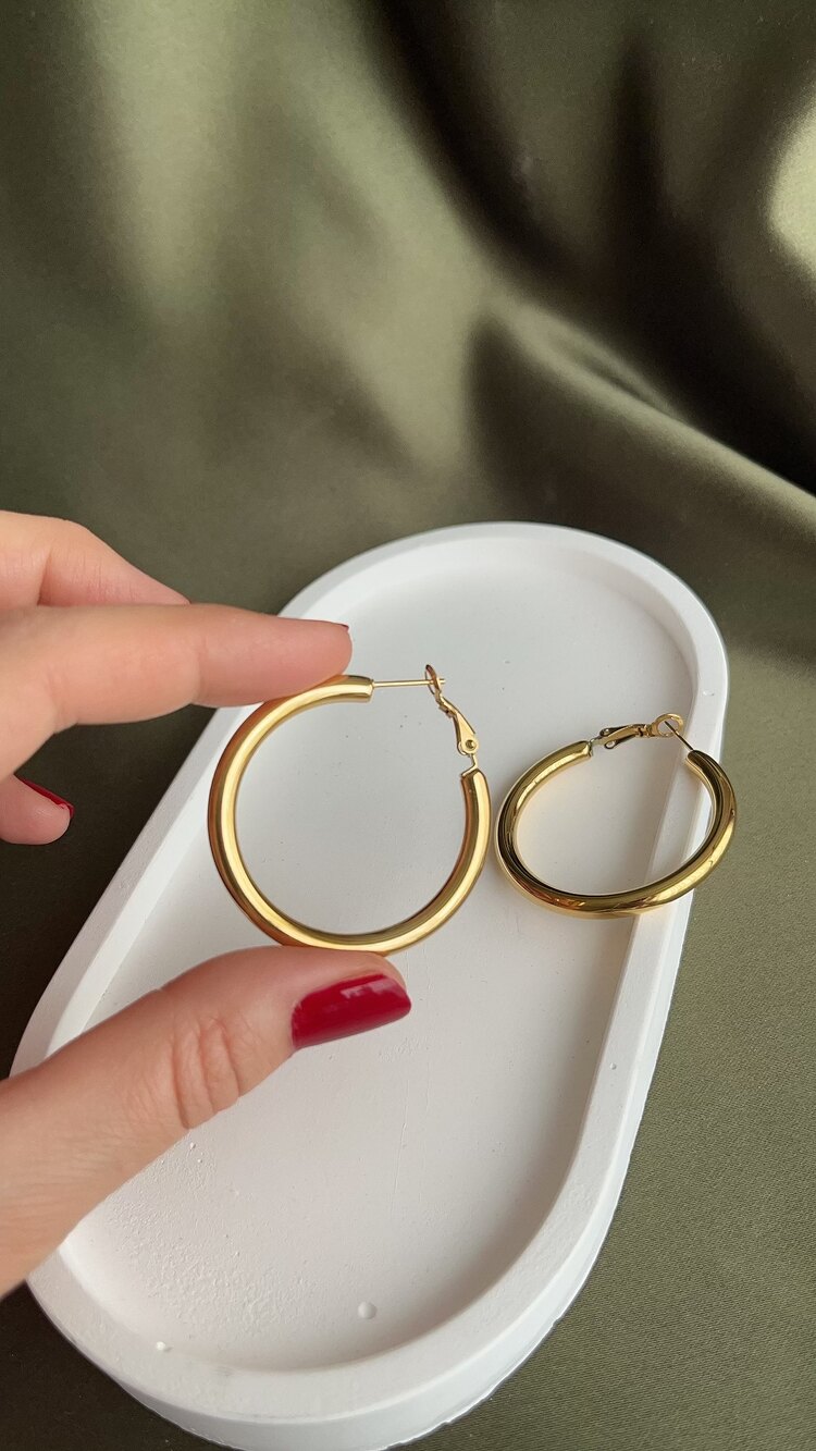 Gold renkli kalın halka küpe