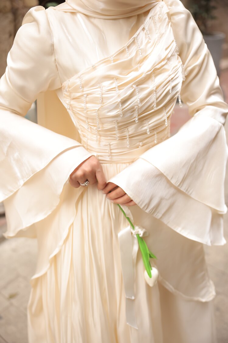 Taşlı inci model