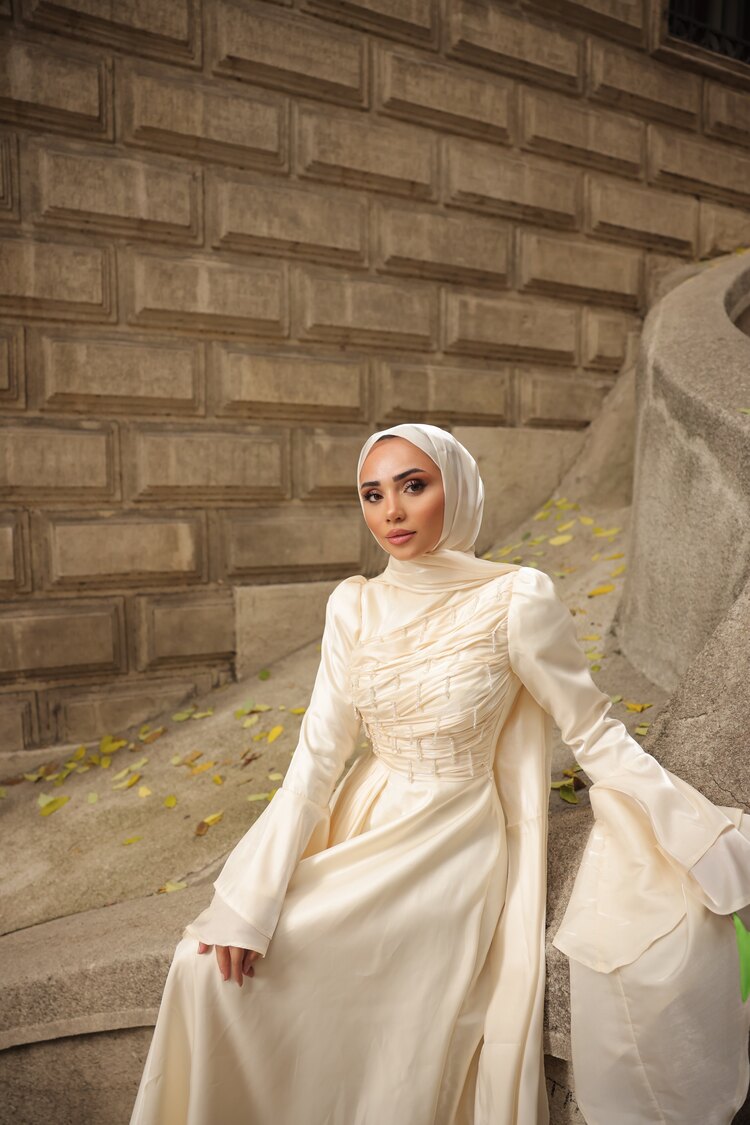 Taşlı inci model