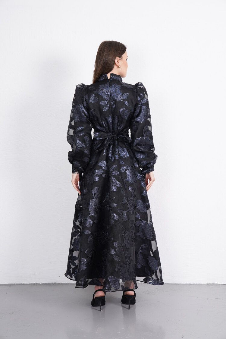 Brokar Dress