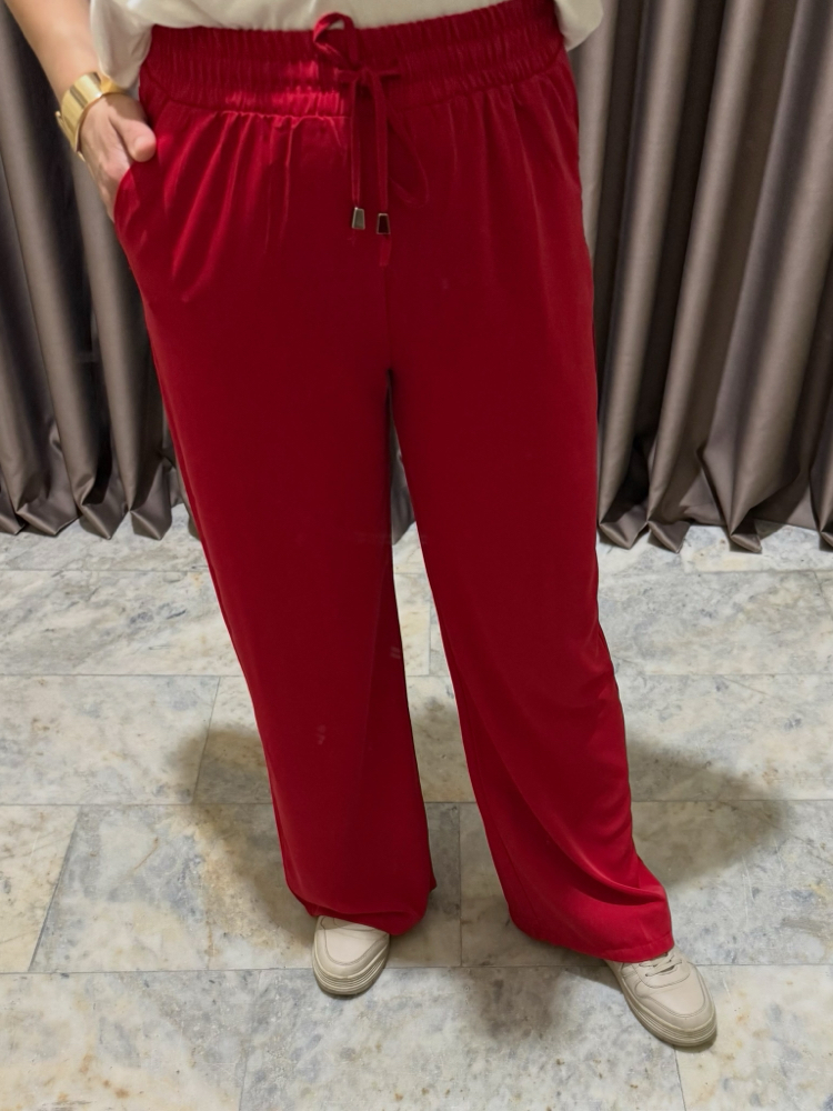Kırmızı bol paça saten dokulu pantolon