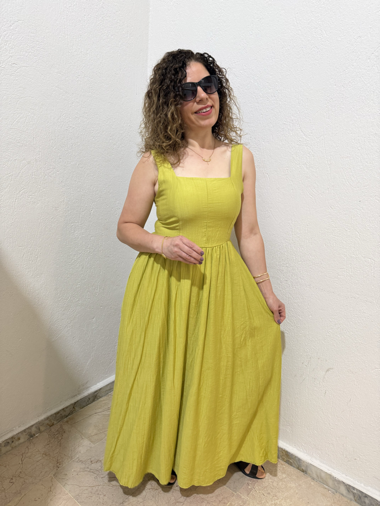 Yeşil kalın askılı elbise