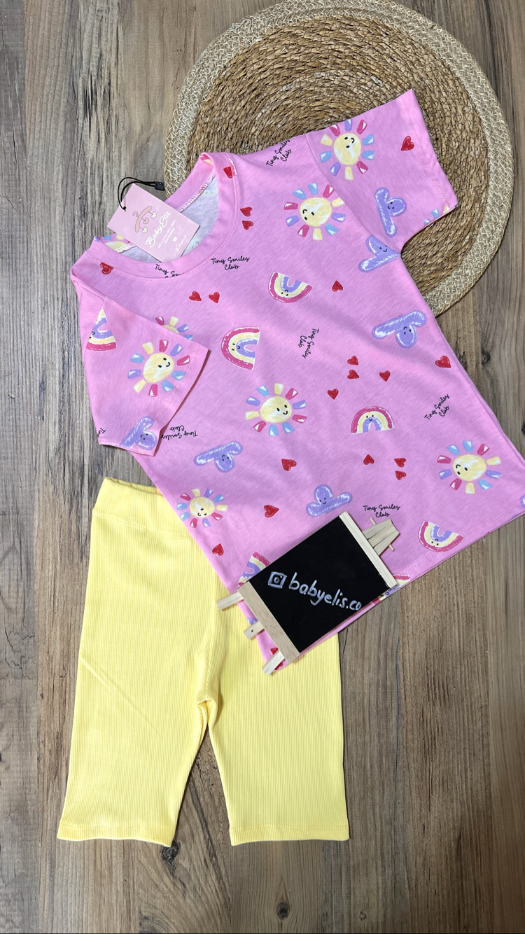 Pembe güneş desenli oversıze t-shirt diz üstü sarı bisikletçi tayt takım