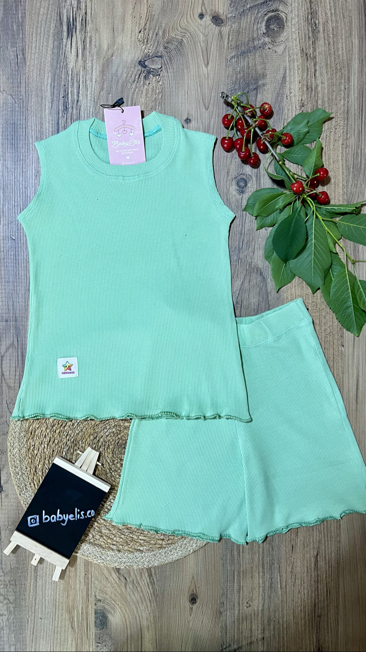 Mint yeşili kolsuz t-shirt şort takım