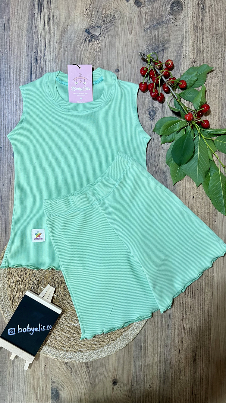 Mint yeşili kolsuz t-shirt şort takım