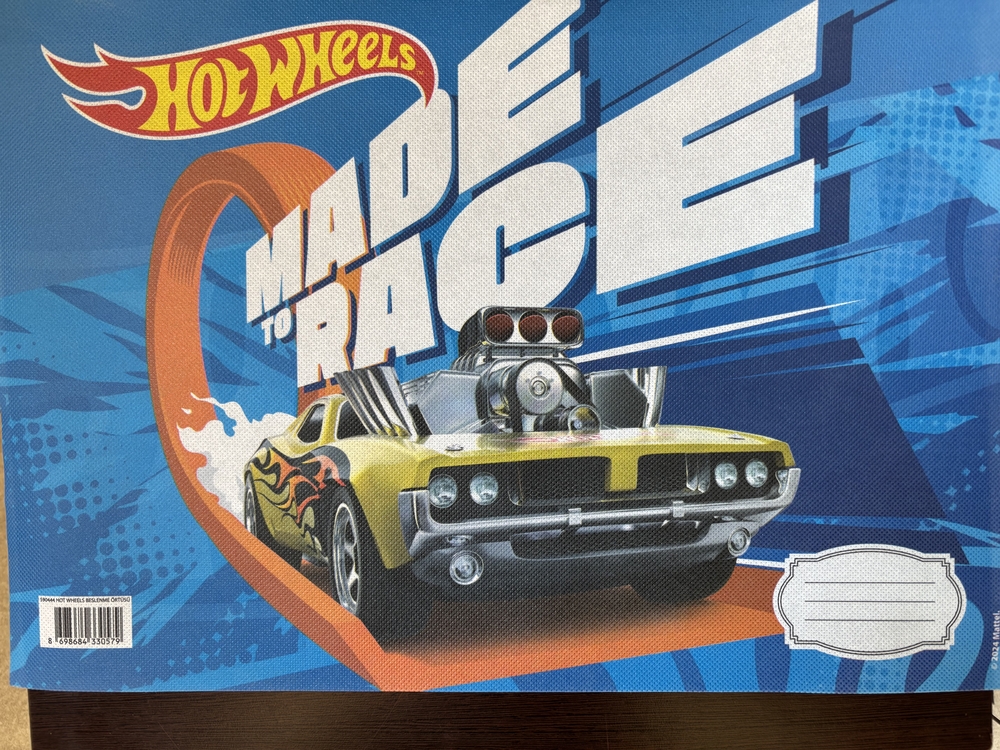 Hotwheels beslenme örtüsü