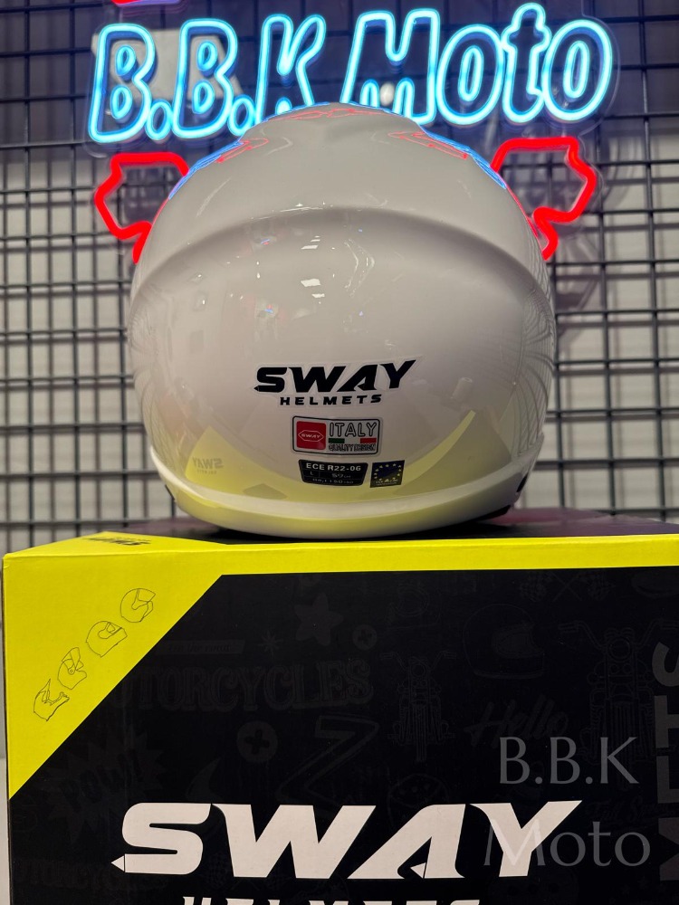 SWAY 765 KASK GLOSS WHITE