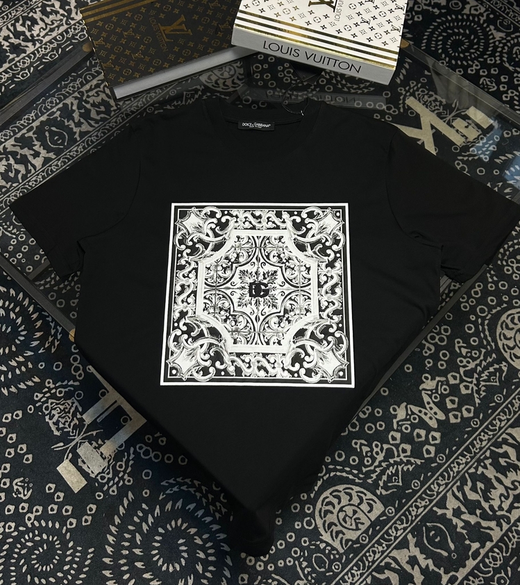 Dolce Gabbana Premium T-shirt