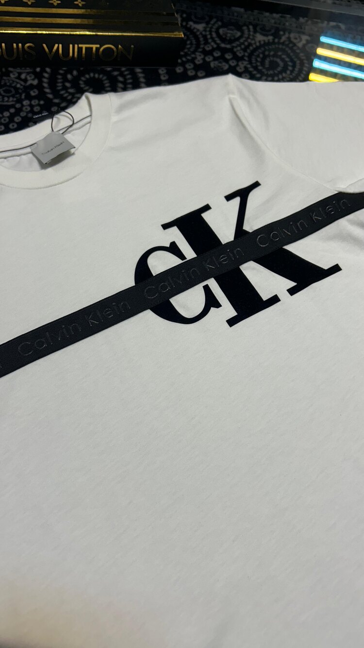 Calvin Klein Premium T-shirt