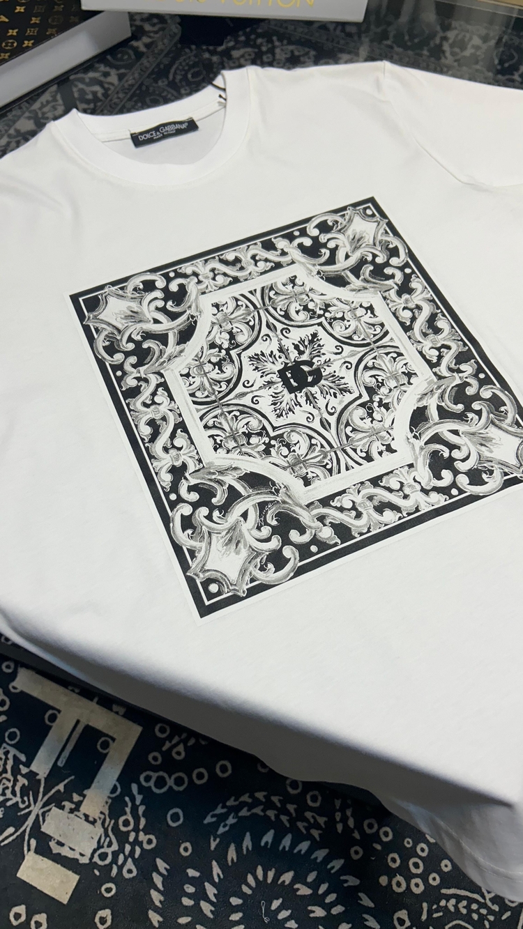 Dolce Gabbana Premium T-shirt