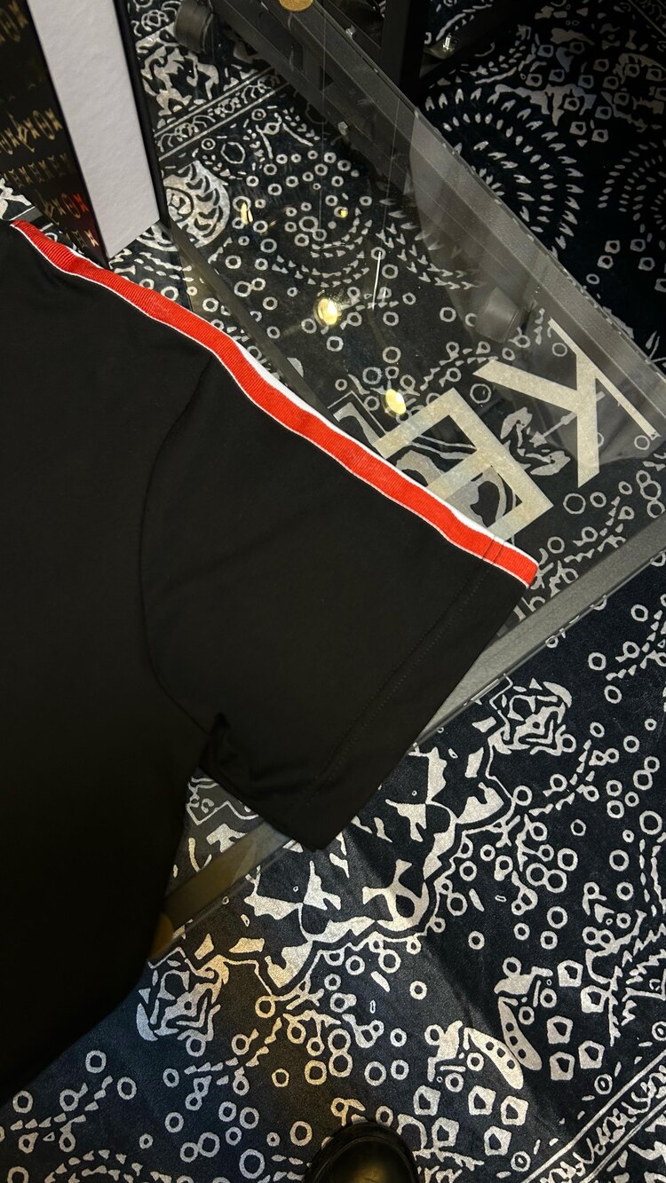 Moncler T-shirt