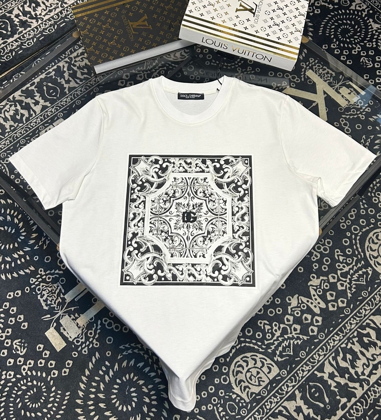 Dolce Gabbana Premium T-shirt