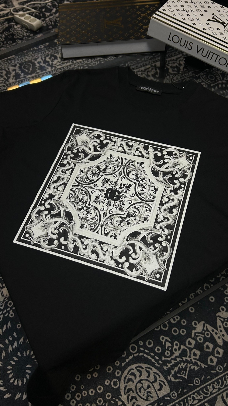 Dolce Gabbana Premium T-shirt