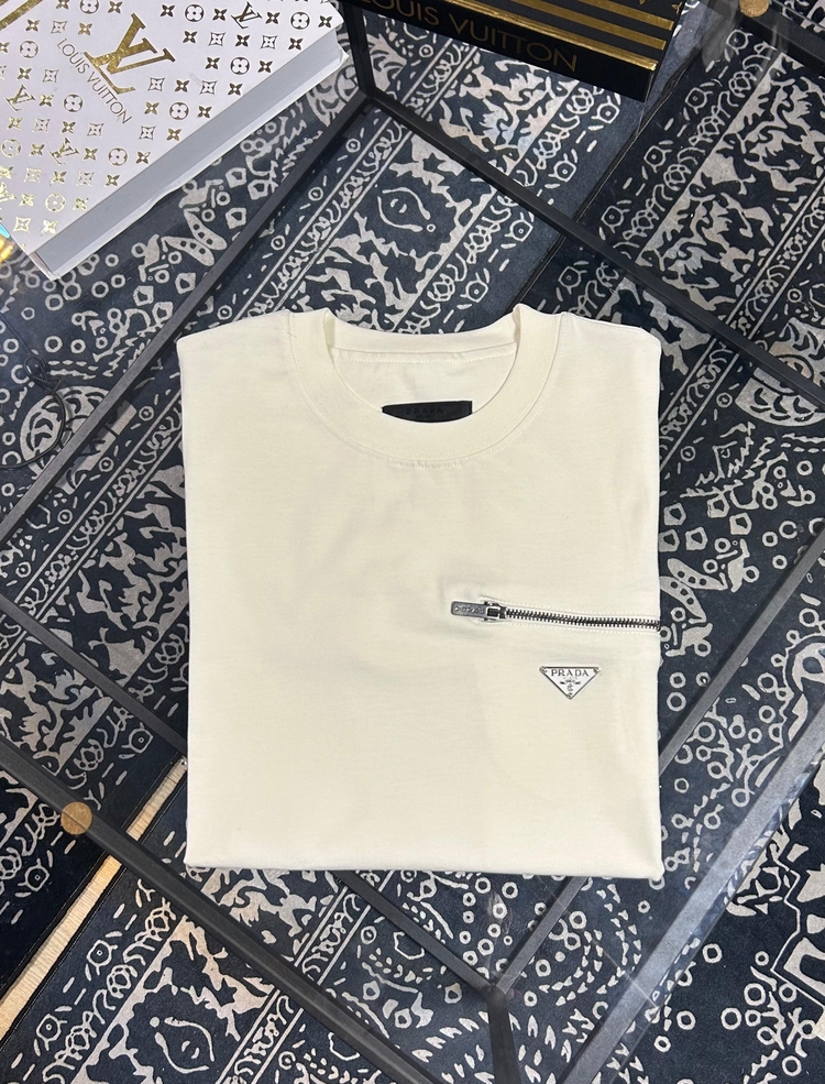 Prada Premium Fermuar Detaylı Premium T-shirt