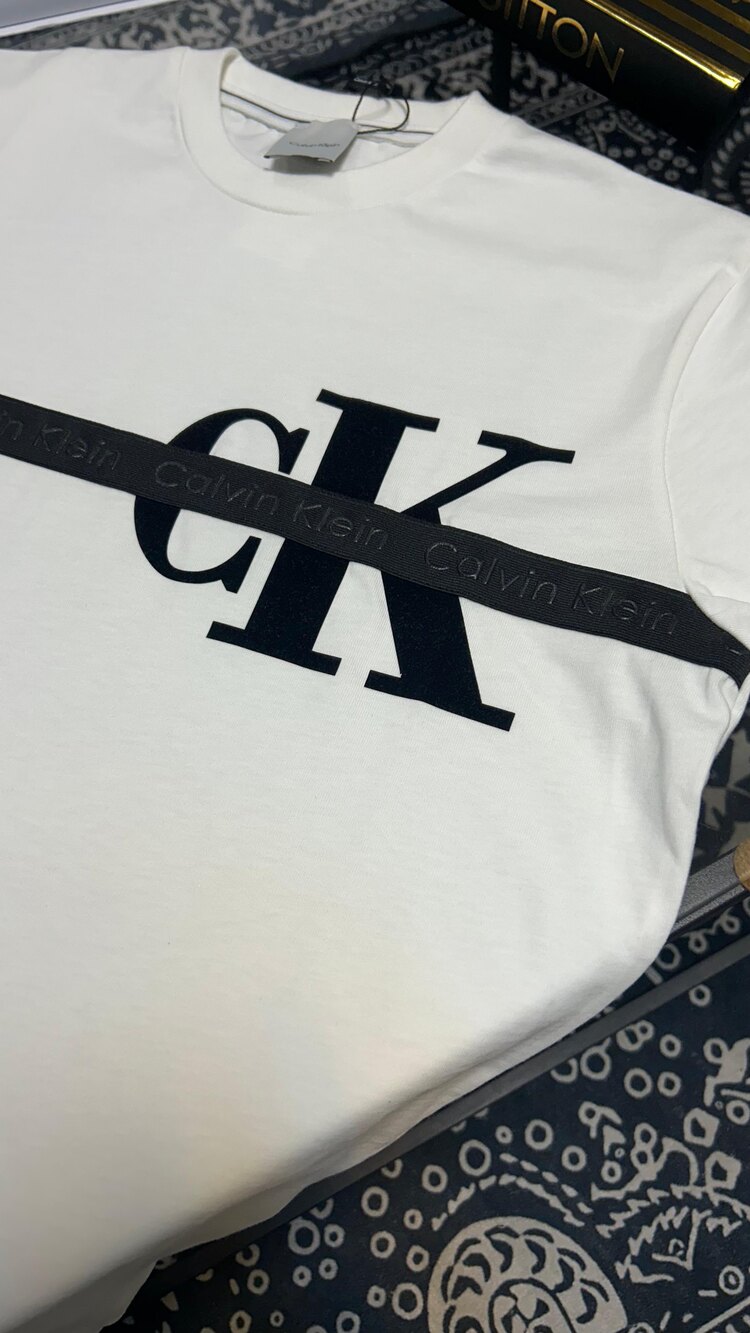Calvin Klein Premium T-shirt
