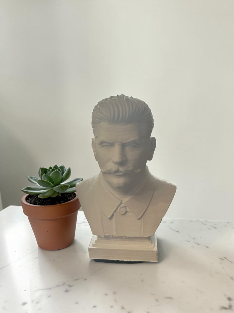 Stalin Büst