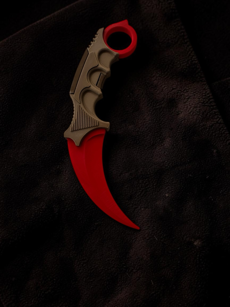 Oyuncak karambit