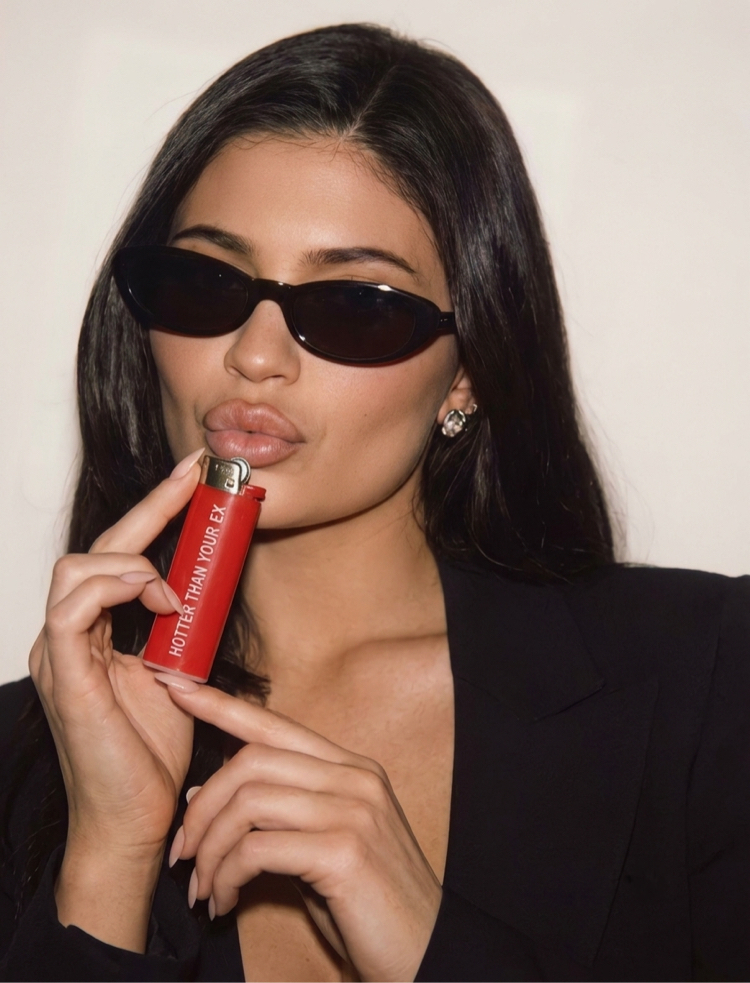 HOTTER THAN YOUR EX ÇAKMAK