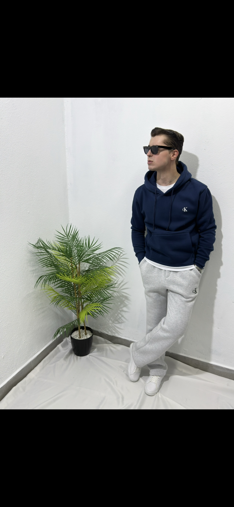Lacivert Şapkalı Baskılı Sweatshirt
