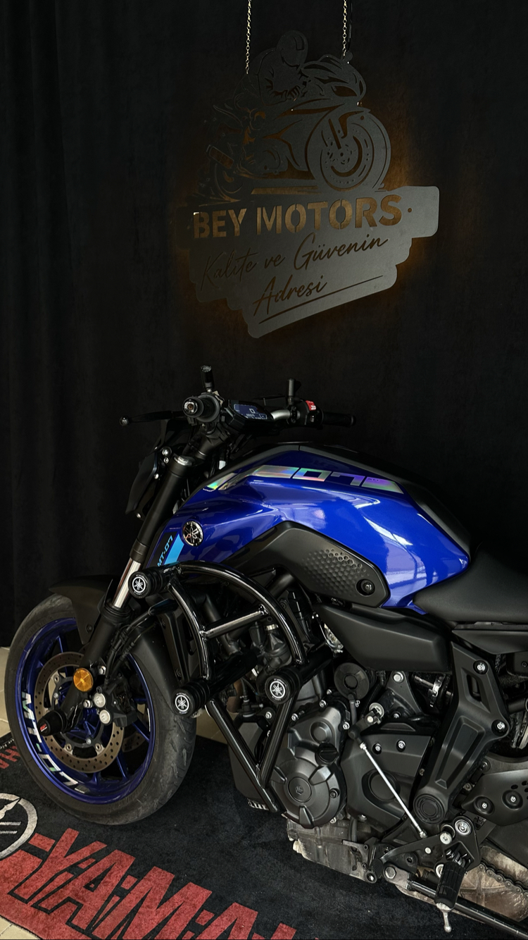 YAMAHA MT07 KORUMA DEMİRİ SİYAH