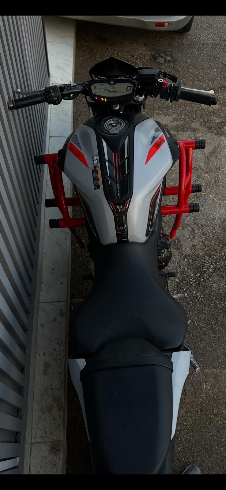 YAMAHA MT 07 KORUMA DEMİRİ 