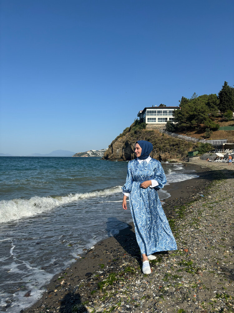 Mavi Elbise