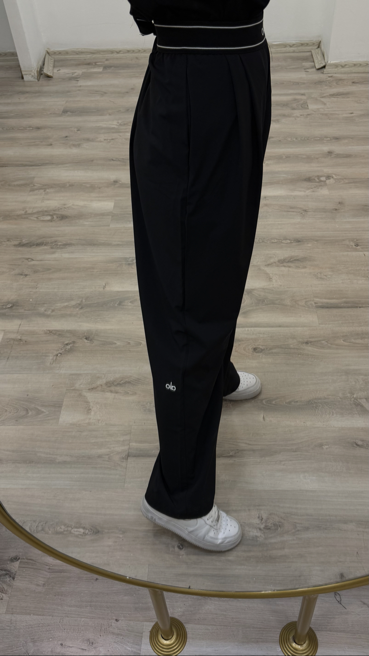 /\Lo Pantolon 