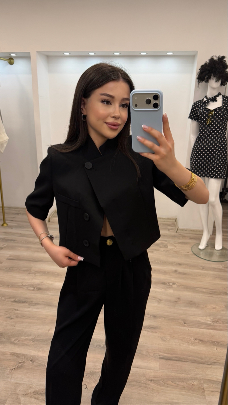 Siyah Kısa kollu blazer ceket