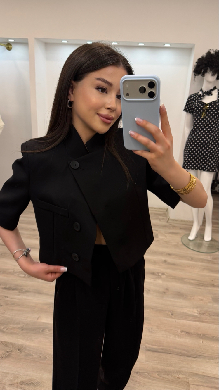 Siyah Kısa kollu blazer ceket