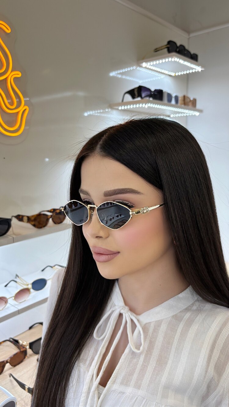 Miu Miu gözlük yeni sezon 