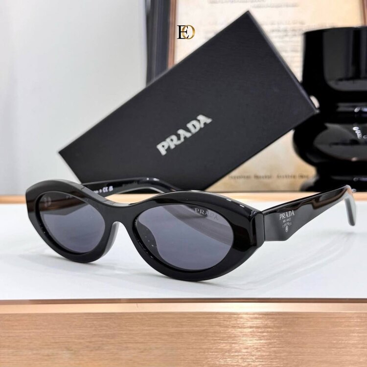 prada gözlük