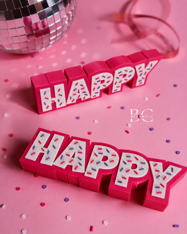 "HAPPY" Yazı Dekoru