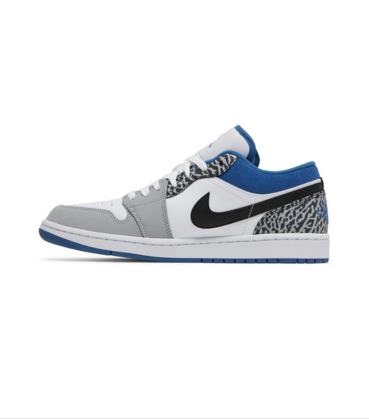Air Jordan 1 Low SE ‘ True Blue ‘