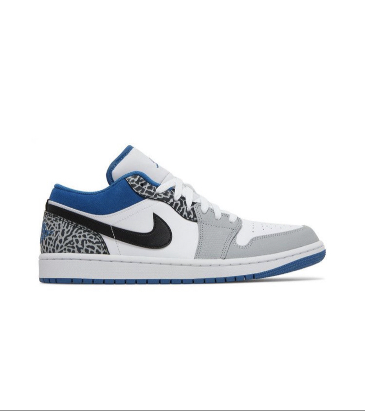 Air Jordan 1 Low SE ‘ True Blue ‘