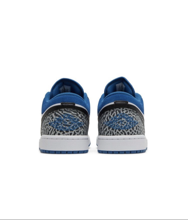 Air Jordan 1 Low SE ‘ True Blue ‘