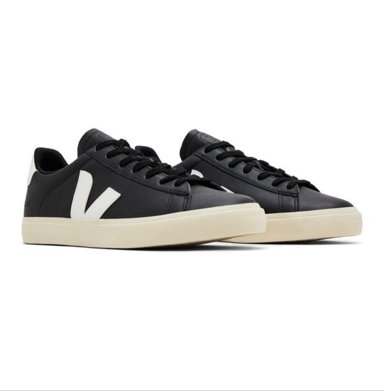 Veja V-12 Leather’ Extra White Marsala ‘