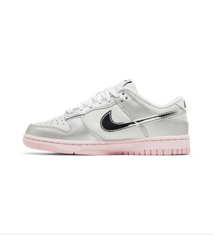 Nike Dunk Low LX ‘ Photon Dust Pink Foam ‘