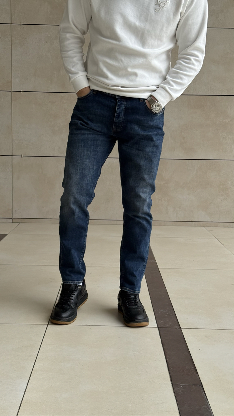 DOLCE GABBANA NAVY PREMIUM JEANS (2027 CODE)