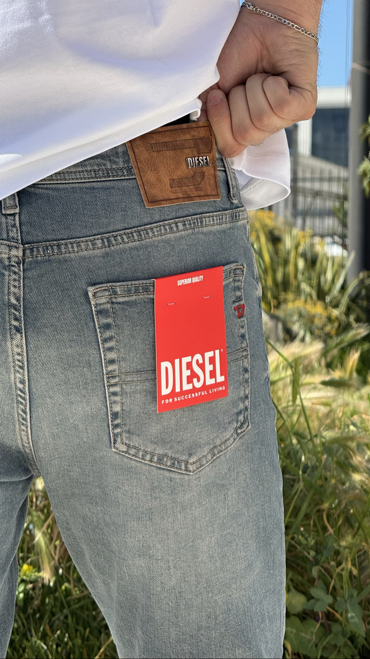 DIESEL NORDIC BLUE WASH JEANS