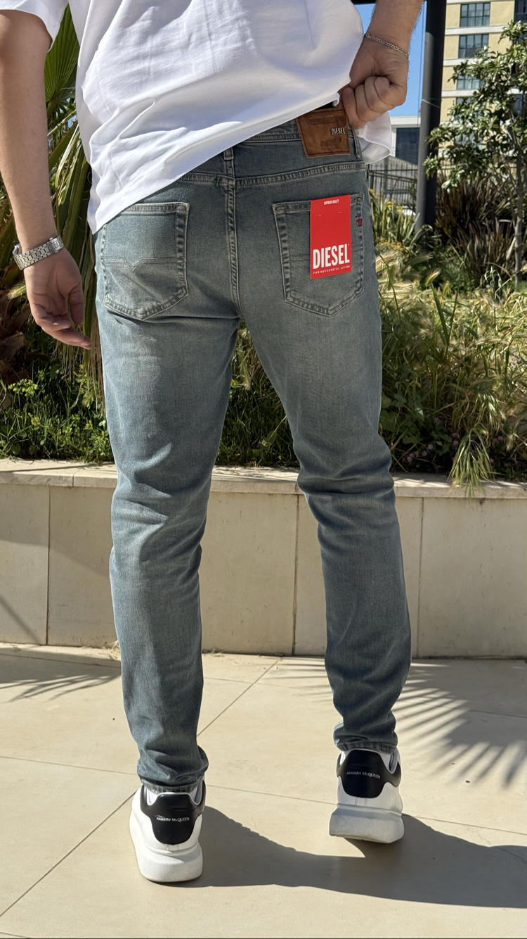 DIESEL NORDIC BLUE WASH JEANS