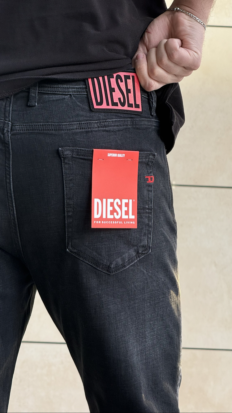 DIESEL BLACK TAŞLAMALI PREMIUM JEANS 
