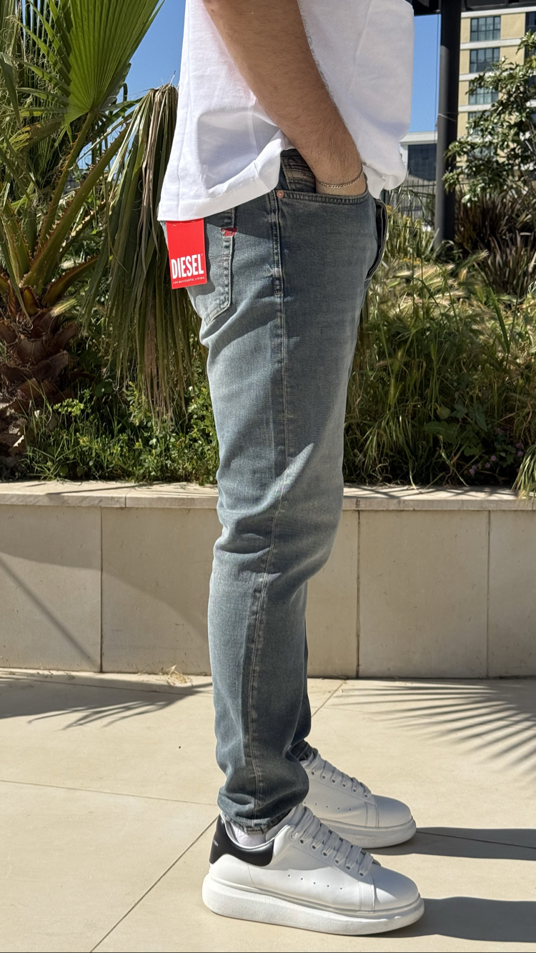 DIESEL NORDIC BLUE WASH JEANS