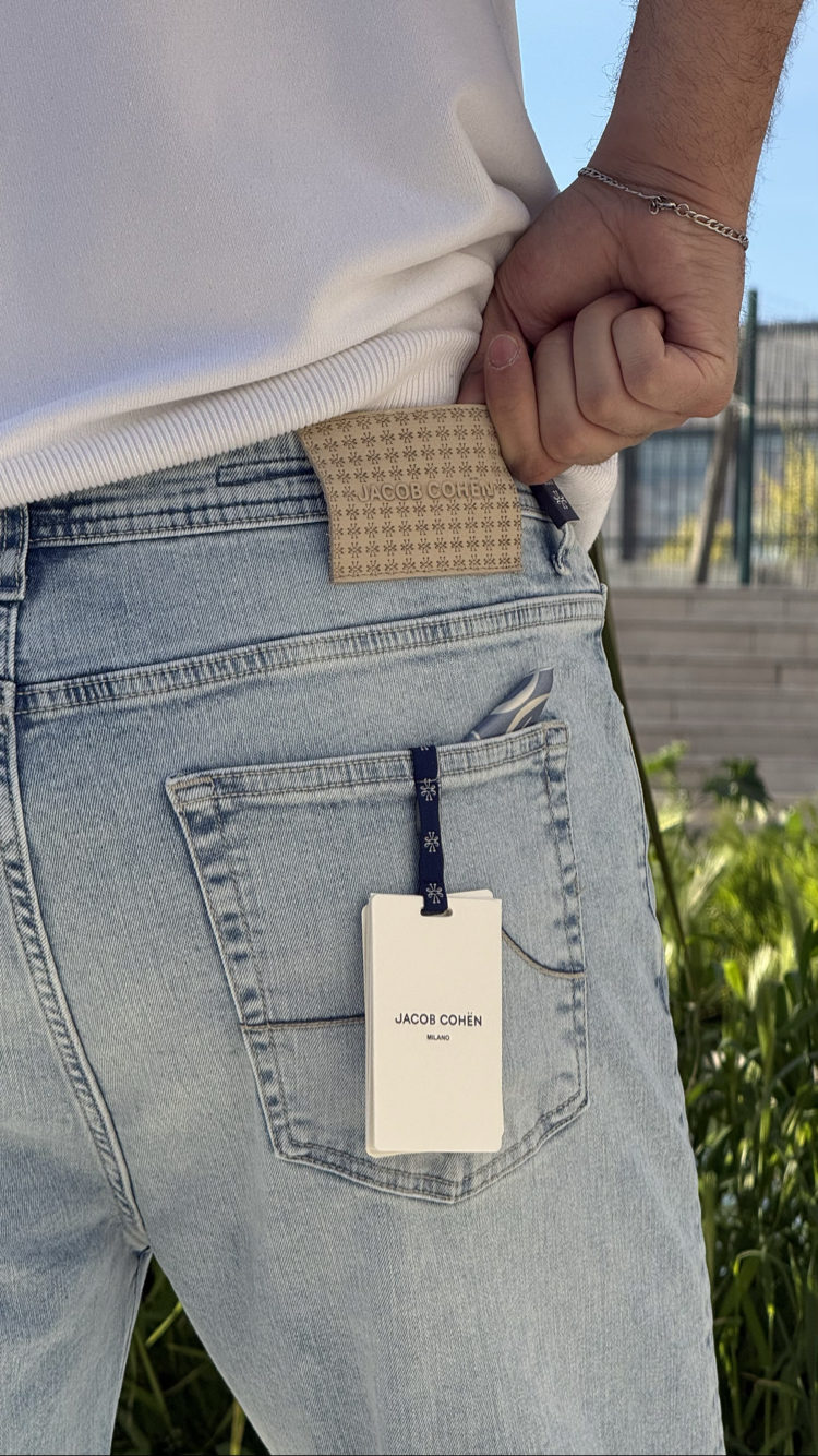 JACOB COHEN BUZ MAVISI ITHAL JEANS