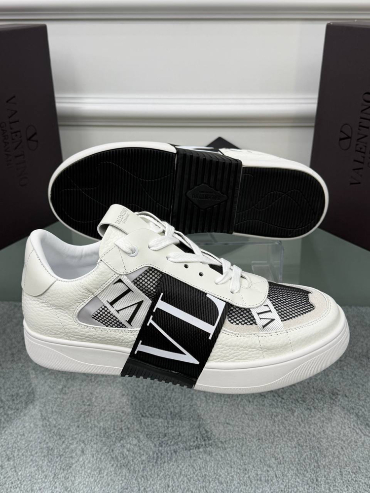 VALENTINO