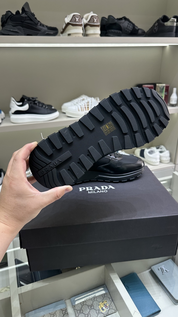 PRADA