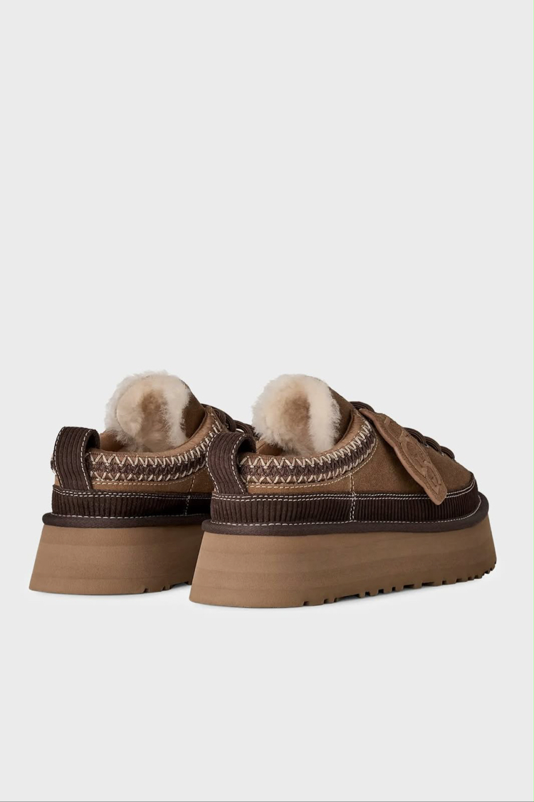 UGG
