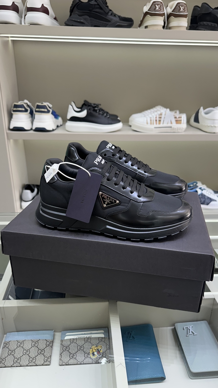 PRADA