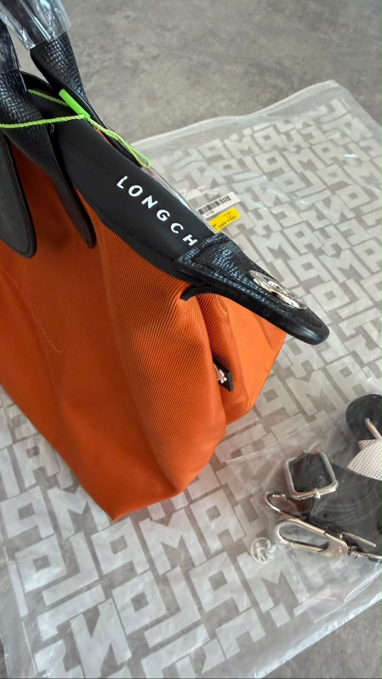 LONGCHAMP