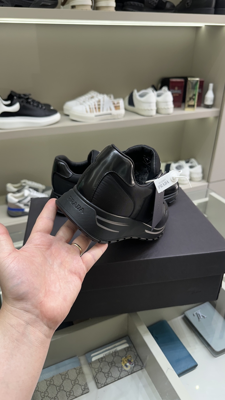 PRADA